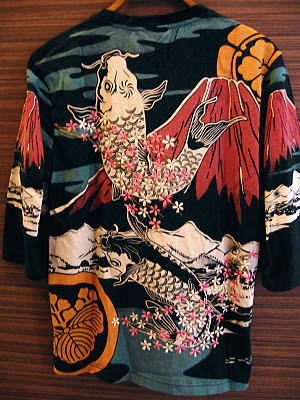 和柄七分袖Ｔシャツ　富士に鯉桜